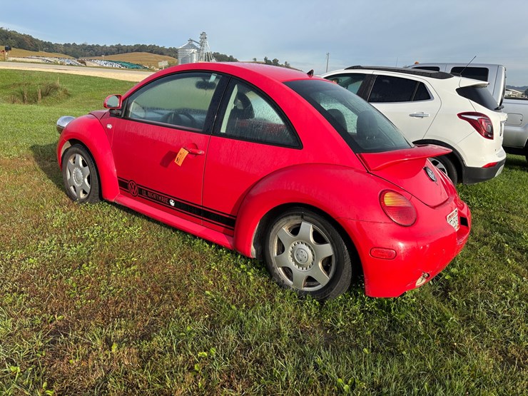 #1307-•-2001-volkswagon-beetle-(has-wi-title)-image-5