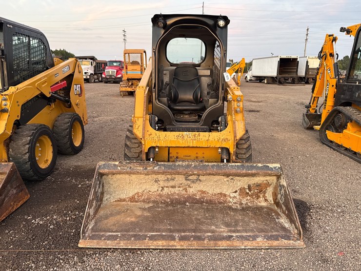 caterpillar-226d3-image-2