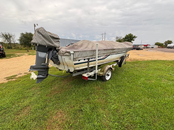 #1318-•-1989-16'-alumacraft-boat-(has-wi-title)-image-4
