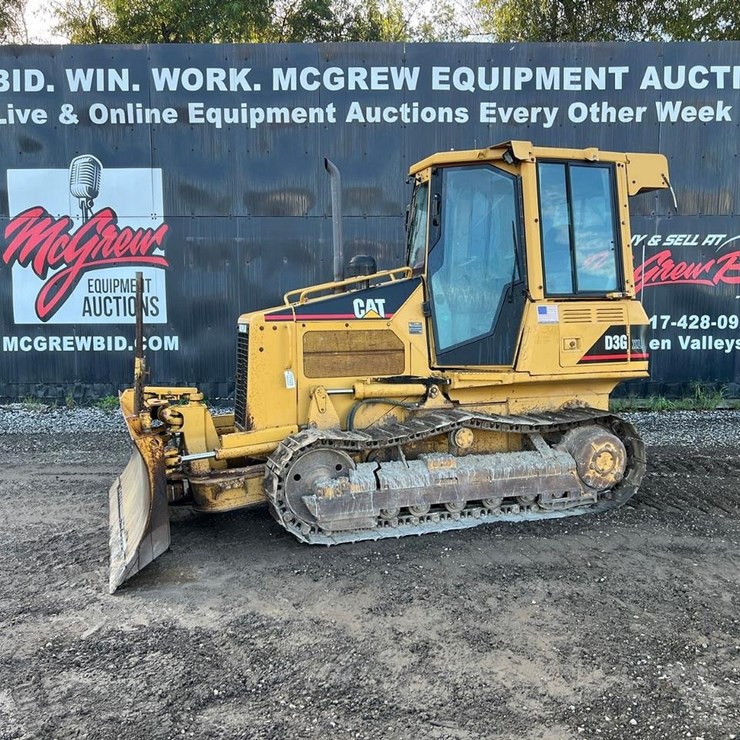 2004 CATERPILLAR D3G XL