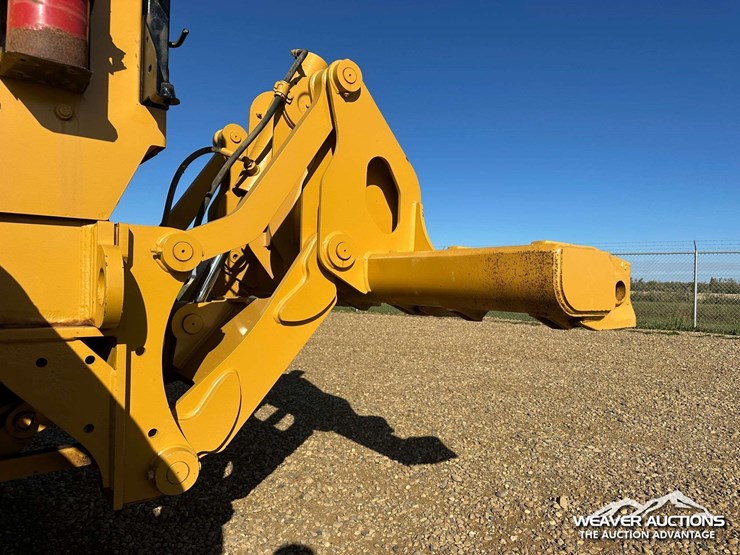 caterpillar-140m-image-50