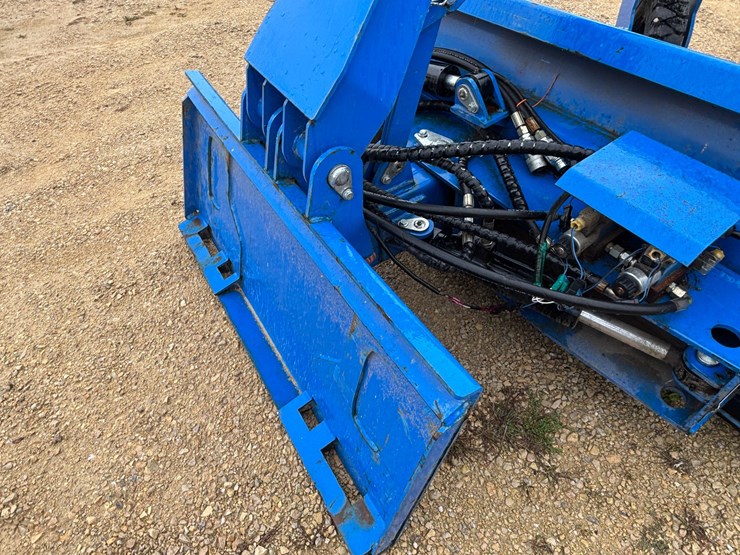 #1336-•-2022-topcat-sssg72-dozer-blade-image-21