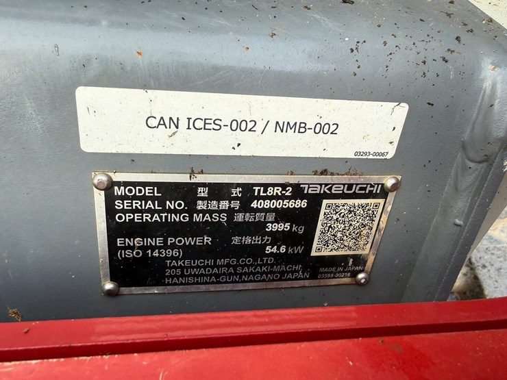 2023-takeuchi-tl8-image-27