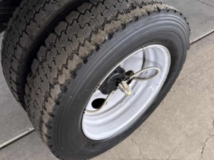 2019-ford-f550-image-12