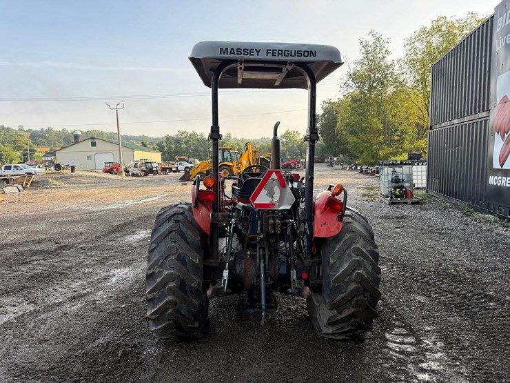 massey-ferguson-451-image-3