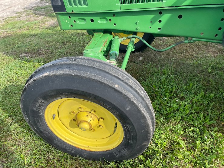 john-deere-6405-image-12