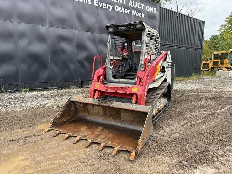 2020-takeuchi-tl8-image-8