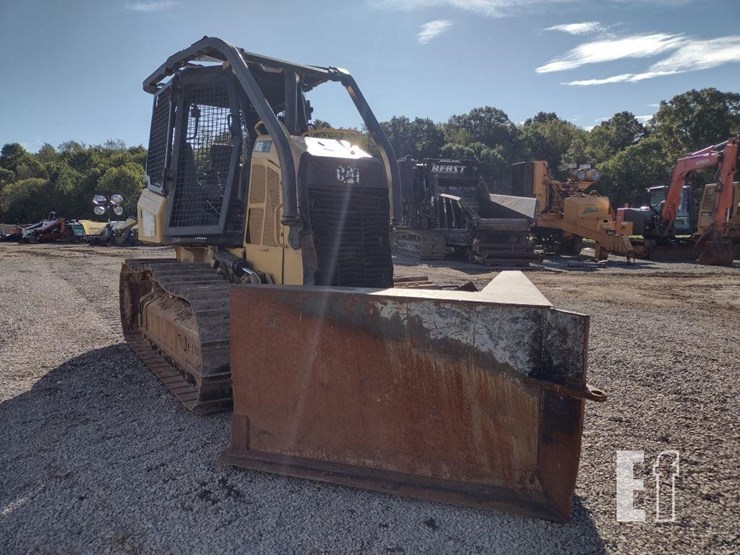 2018-caterpillar-d5k2-xl-image-37