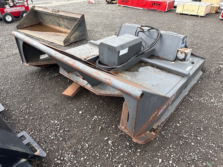 #2008-•-72"-skid-steer-rotary-cutter-image-4