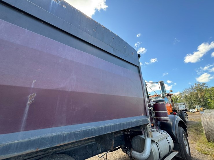 1981-kenworth-w900-image-28