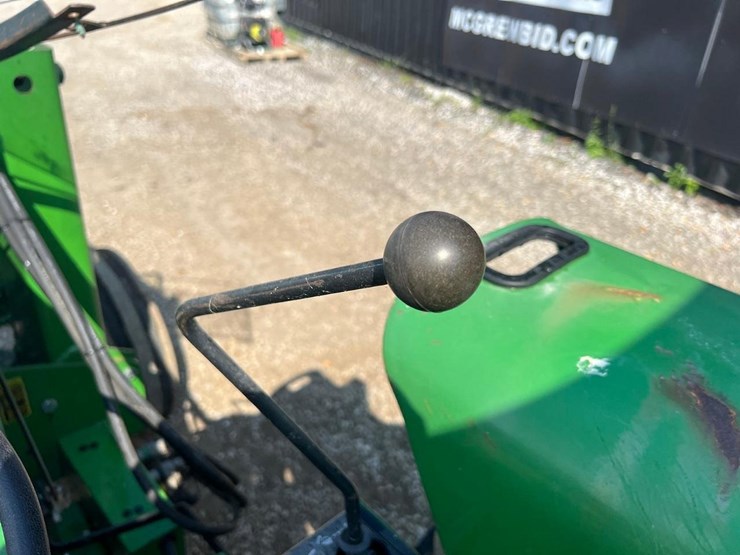 john-deere-2550-image-27