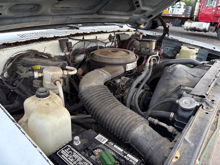 1989-chevrolet-3500-image-18