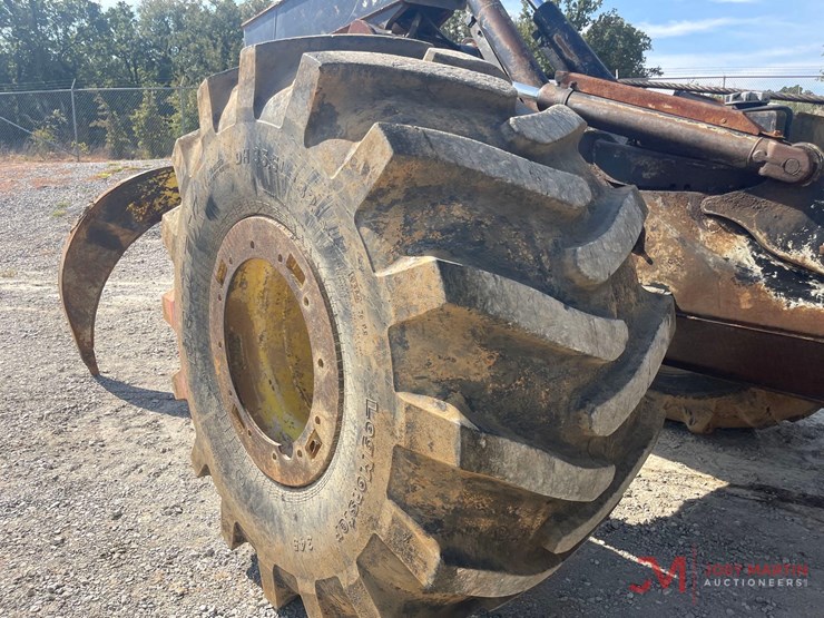 2009-john-deere-848h-skidder-image-10