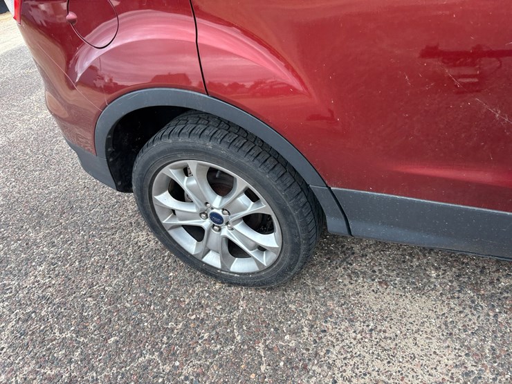2015-ford-escape-image-16