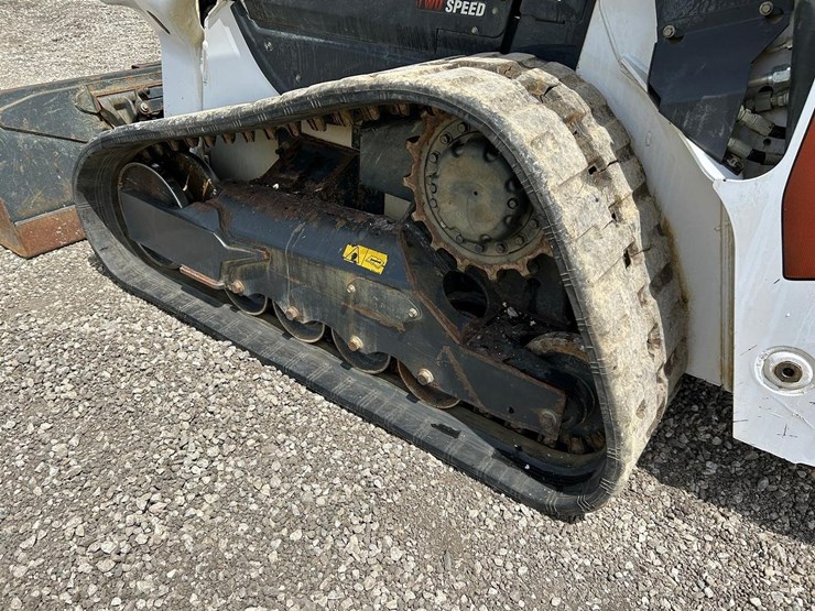 2021-bobcat-t62-image-17