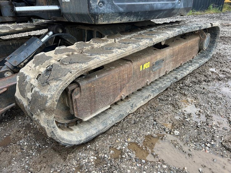 2017-bobcat-e50-image-15