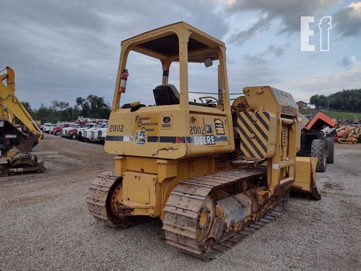 2000-deere-650h-lt-image-49
