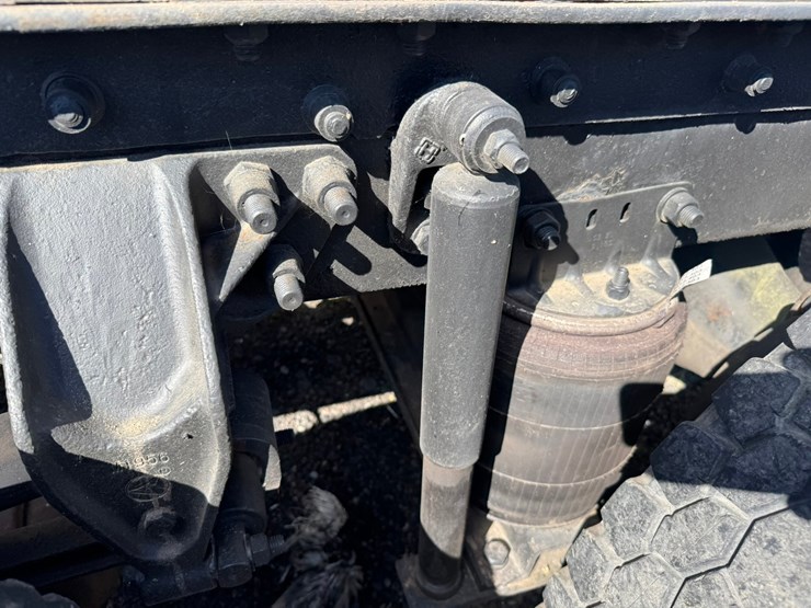 1997-ford-tractor-image-65