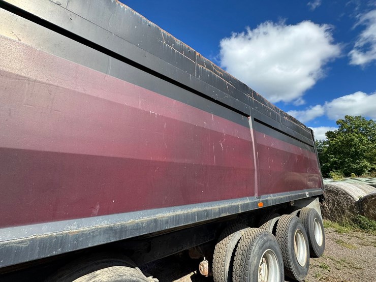 1981-kenworth-w900-image-17