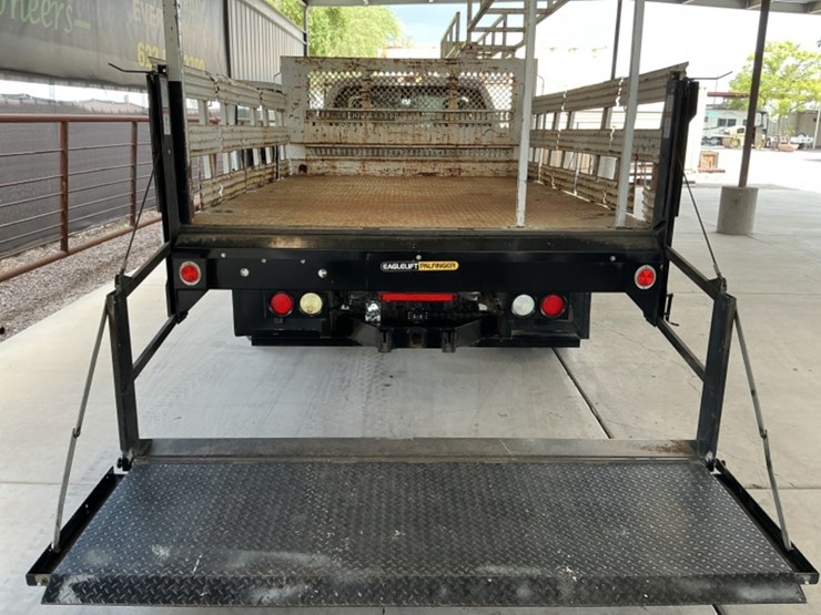 2012-ford-f550-image-9