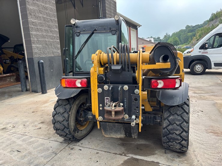 caterpillar-th255-image-5