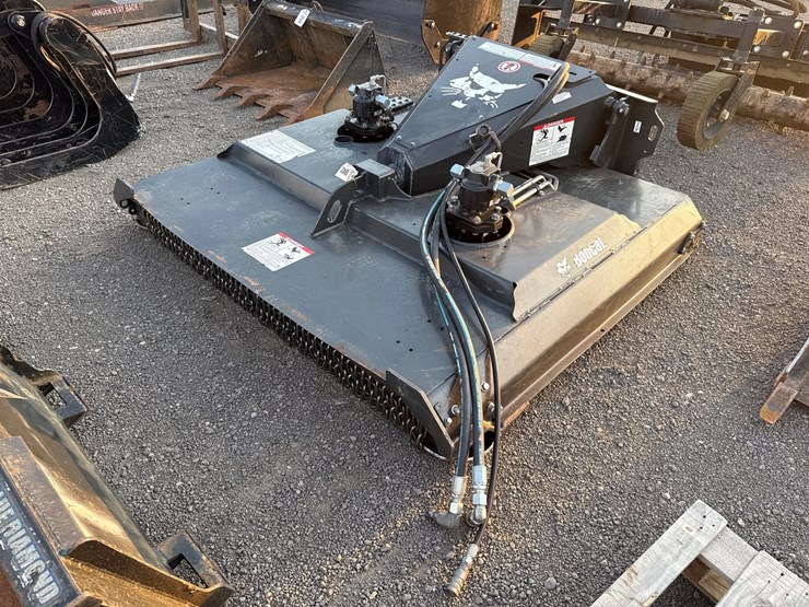 #2016-•-bobcat-72"-skid-steer-rotary-cutter-image-1