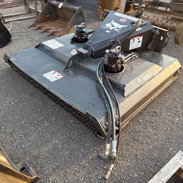 #2016 • BOBCAT 72" SKID STEER ROTARY CUTTER