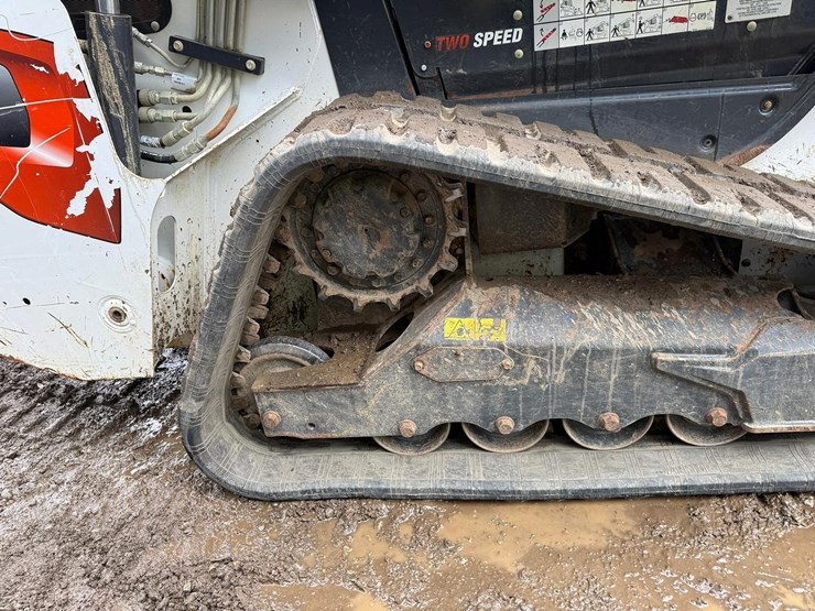 2023-bobcat-t62-image-13