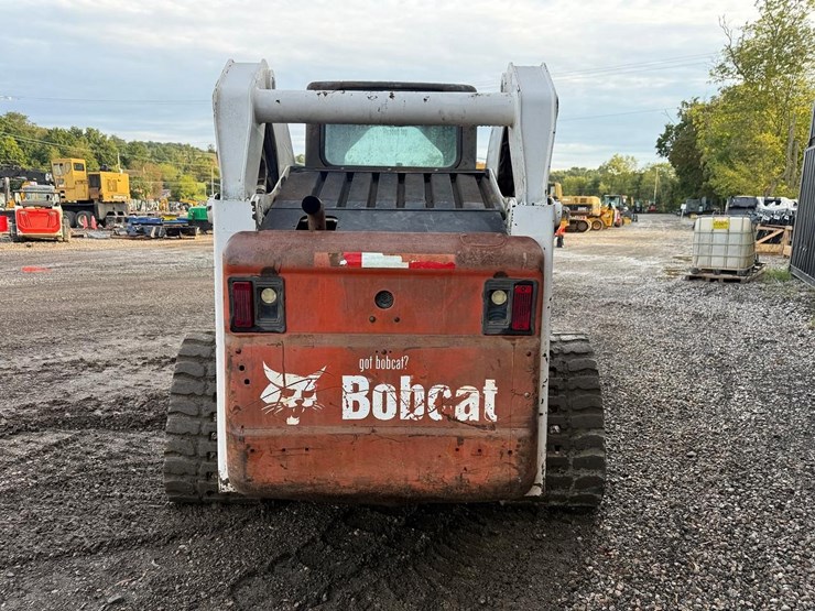 2006-bobcat-t300-image-3
