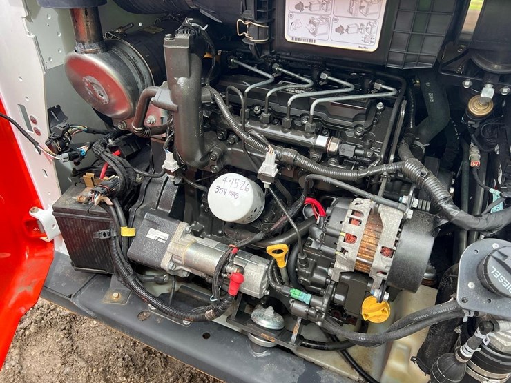 2018-bobcat-s570-image-6