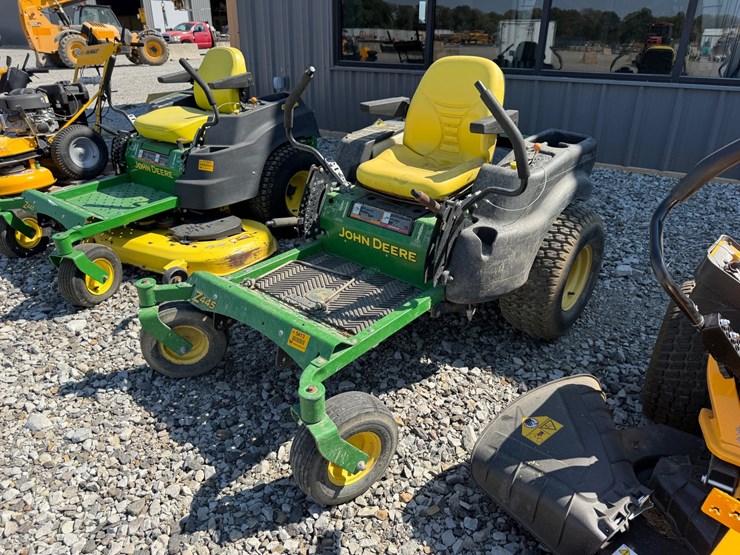 john-deere-z445-image-1
