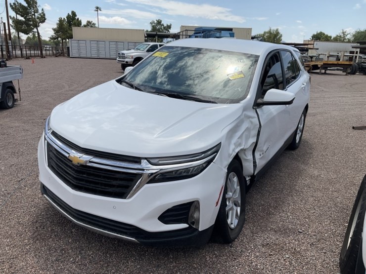 2024-chevrolet-equinox-lt-image-1