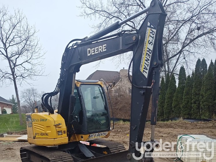 2017-deere-75g-image-1