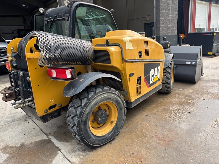 caterpillar-th255-image-4