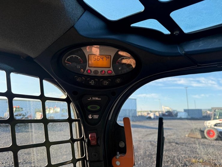 2018-bobcat-s550-image-21