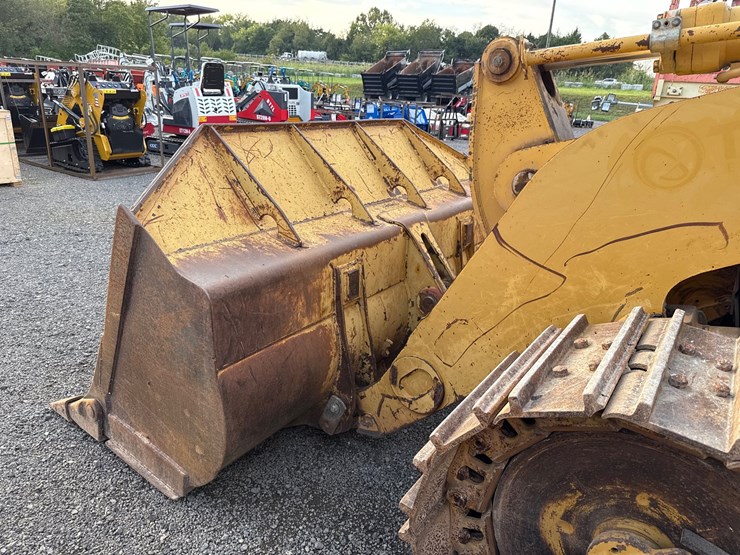 caterpillar-953c-image-11