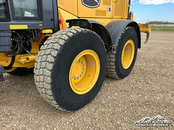 john-deere-872-image-60