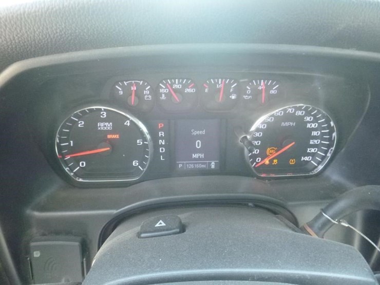 2017-chevrolet-1500-image-14