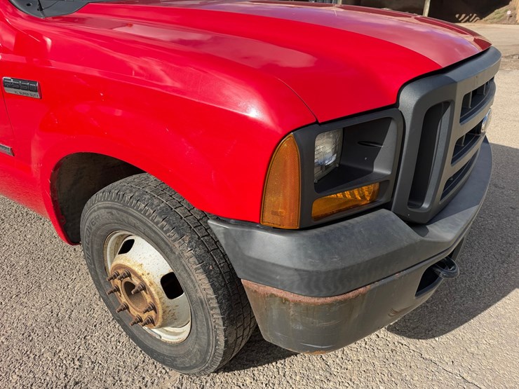 2006-ford-f350-xl-image-22
