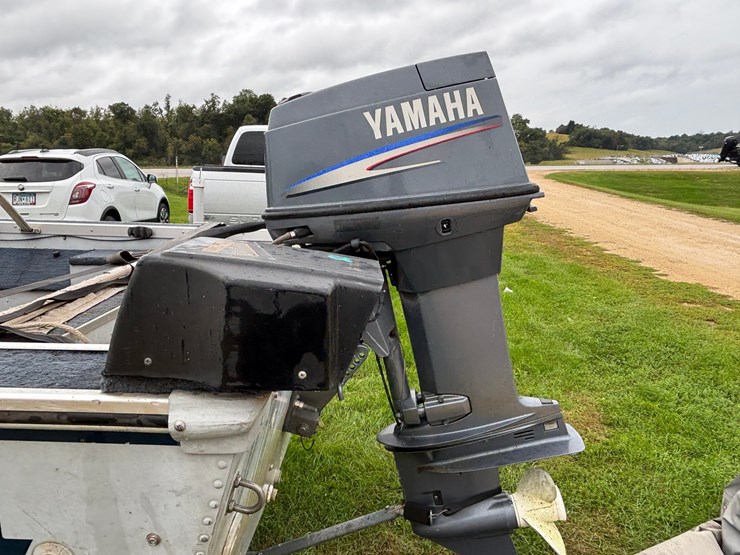 #1318-•-1989-16'-alumacraft-boat-(has-wi-title)-image-27