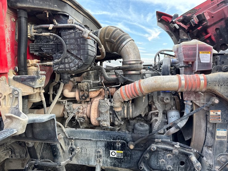 2016-kenworth-t880-image-19