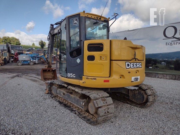 2018-deere-85g-image-40