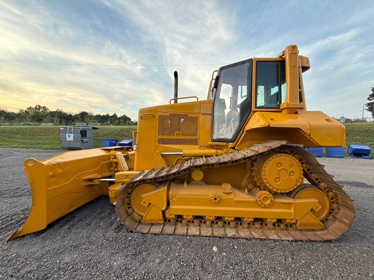 caterpillar-d6n-image-10