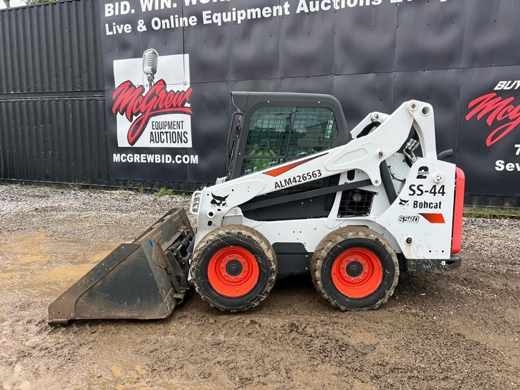 2018-bobcat-s570-image-3