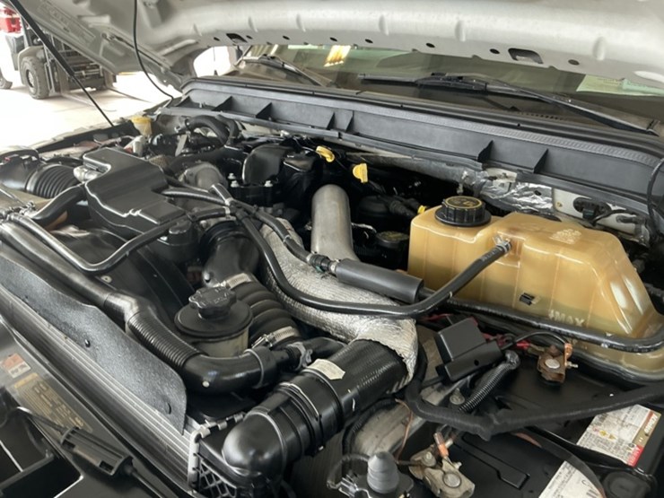2016-ford-f550-image-12