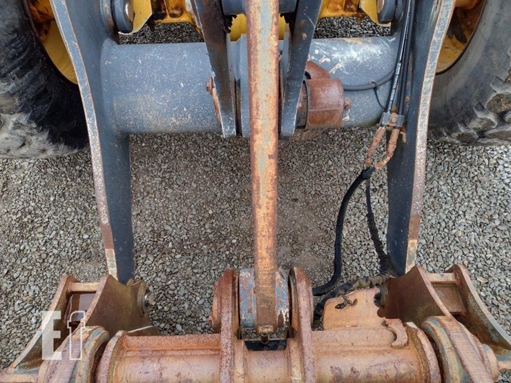 2006-deere-444j-image-25