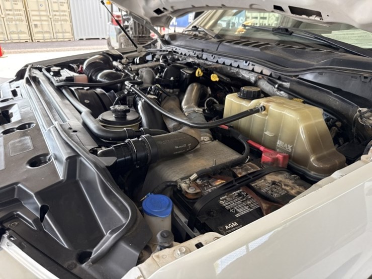 2019-ford-f550-image-17