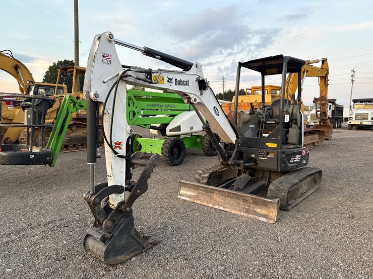 2020-bobcat-e35-image-1
