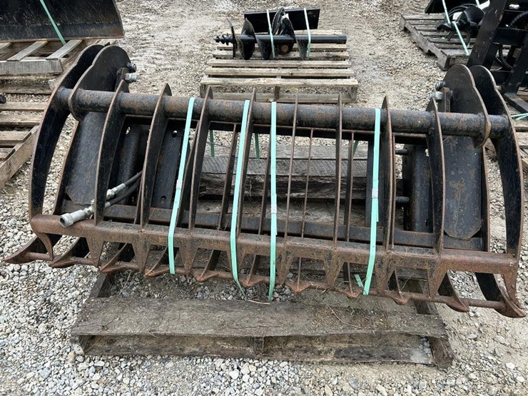 armstrong-ag-60”-root-grapple-bucket-image-1