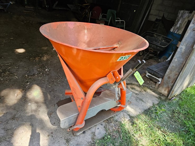 #8733-•-icam-250-cone-seeder-image-7